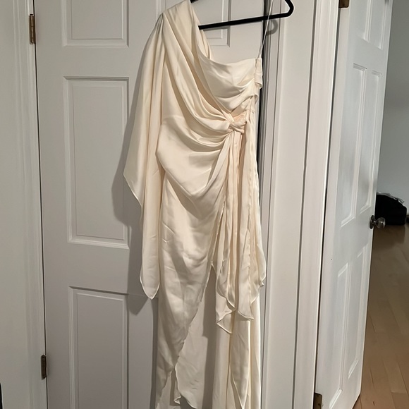 Significant other -One shoulder dress - Picture 4 of 5